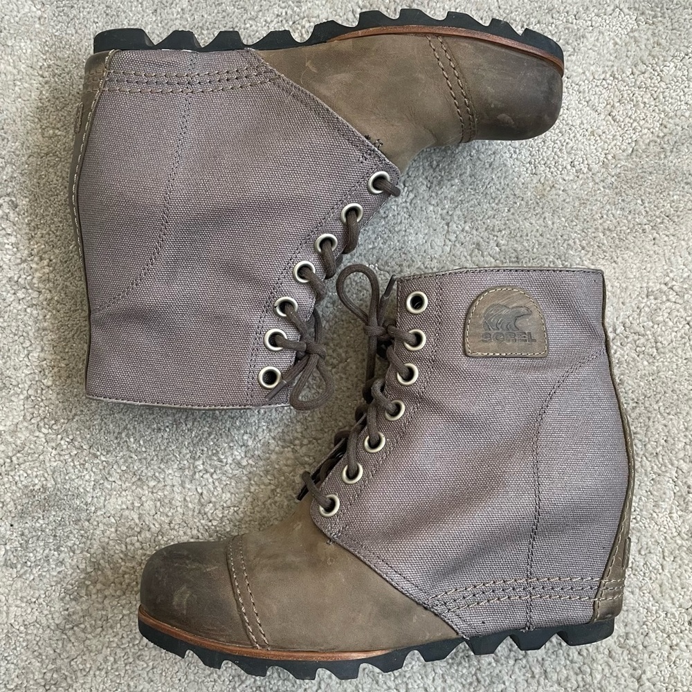 Sorel Gray Canvas Leather Waterproof Lace Up PDX Wedge Boots Size 9.5